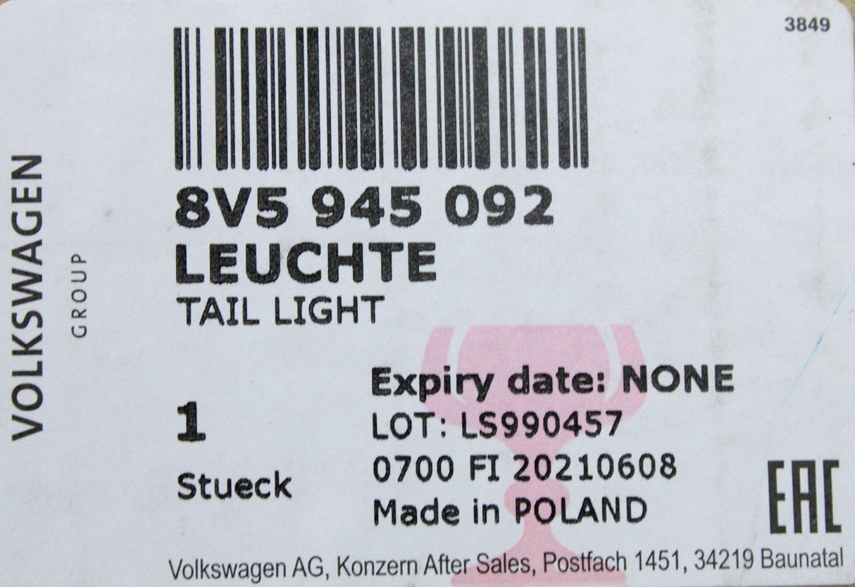 Audi A3 S3 RS3 Saloon 17-20 rear outer tail light unit (right) 8V5945092
