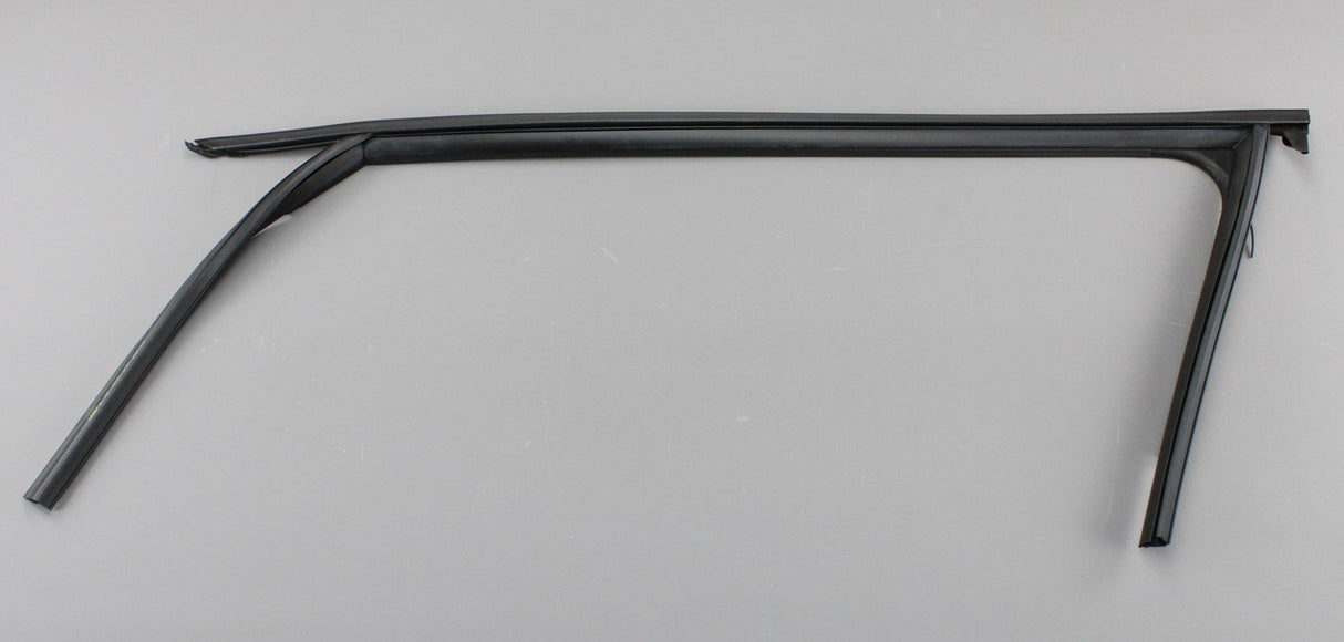 Audi A3 RS3 13-20 Sportback left front door upper window seal 8V4837439A