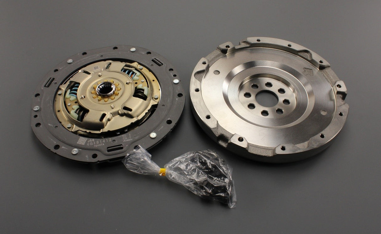 Toyota Yaris 2020-on flywheel transmission damper set 31270-K0H01