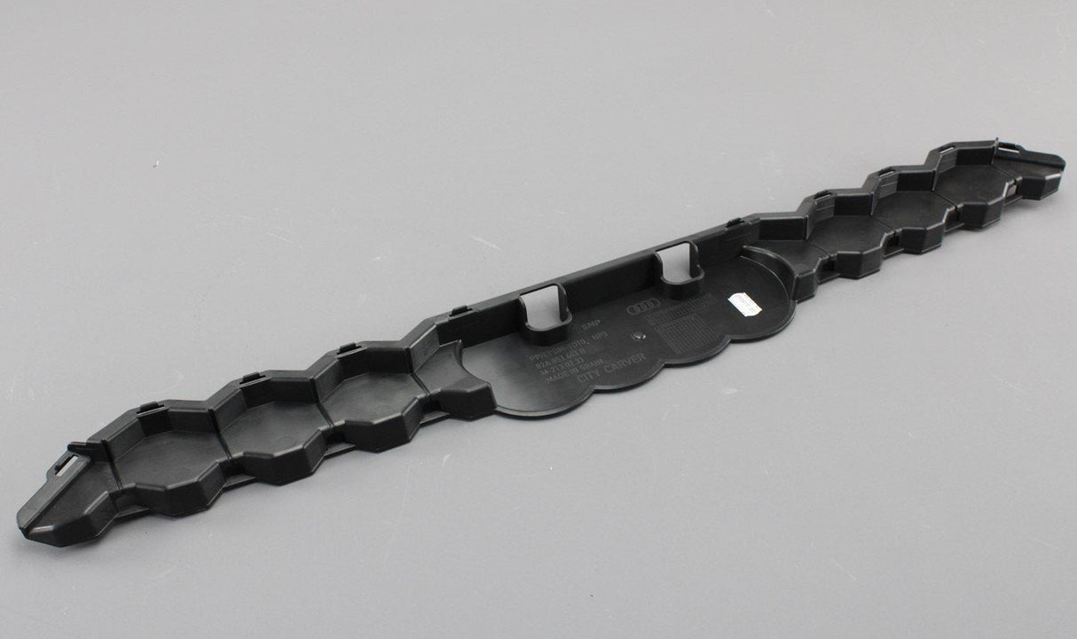 Audi A1 Citycarver front grille/badge cover trim panel 82A853643B 9B9