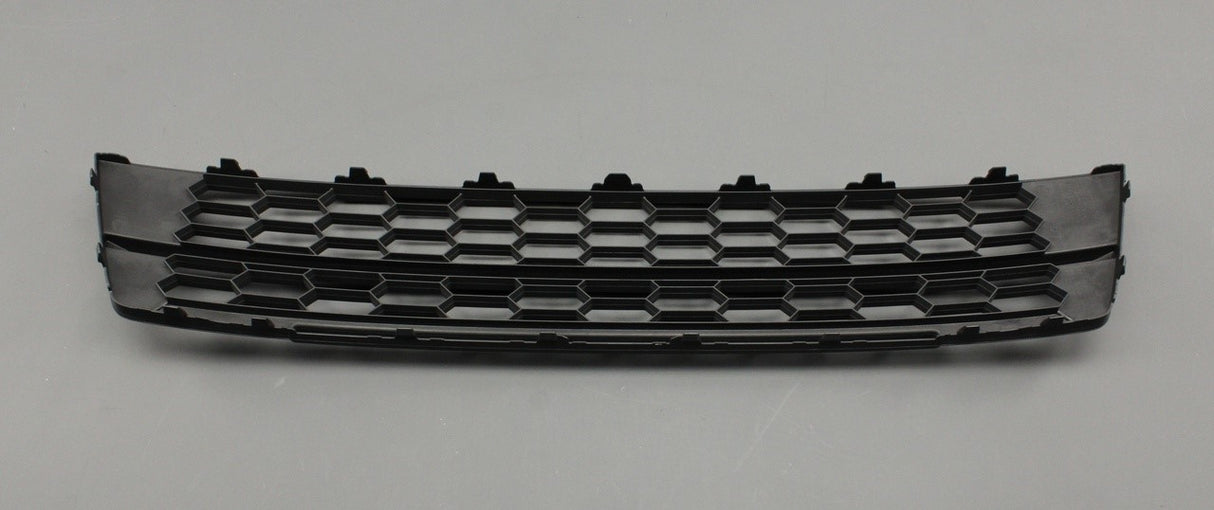 Skoda Yeti 14-18 front bumper lower centre grille (black) 5L0853677 9B9