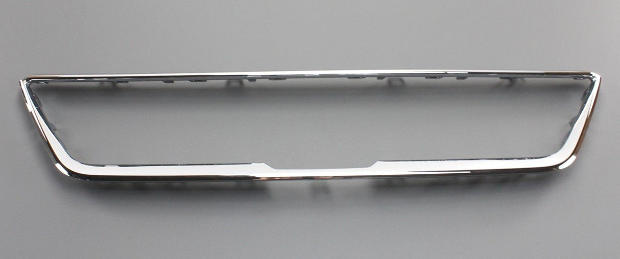 SEAT Ibiza 18-on front grille chrome surround trim frame 6F0854643B 2ZZ