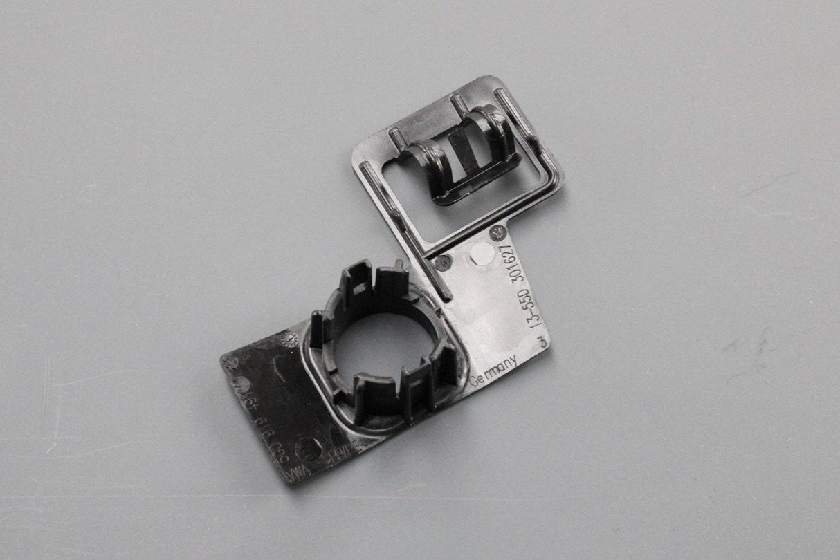 VW Golf MK7 2013-2017 parking sensor bracket (rear left) 5G0919491