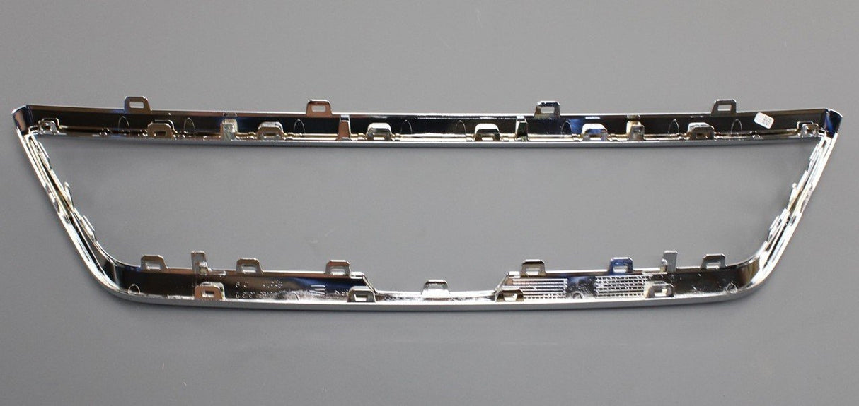 SEAT Ibiza 18-on front grille chrome surround trim frame 6F0854643B 2ZZ