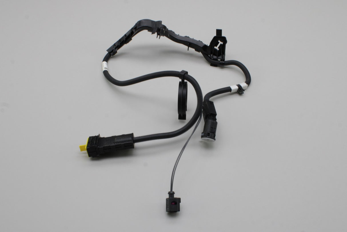 VW T-Roc Audi A3 Skoda Karoq SEAT adblue supply line (rear) 5Q0131983Q