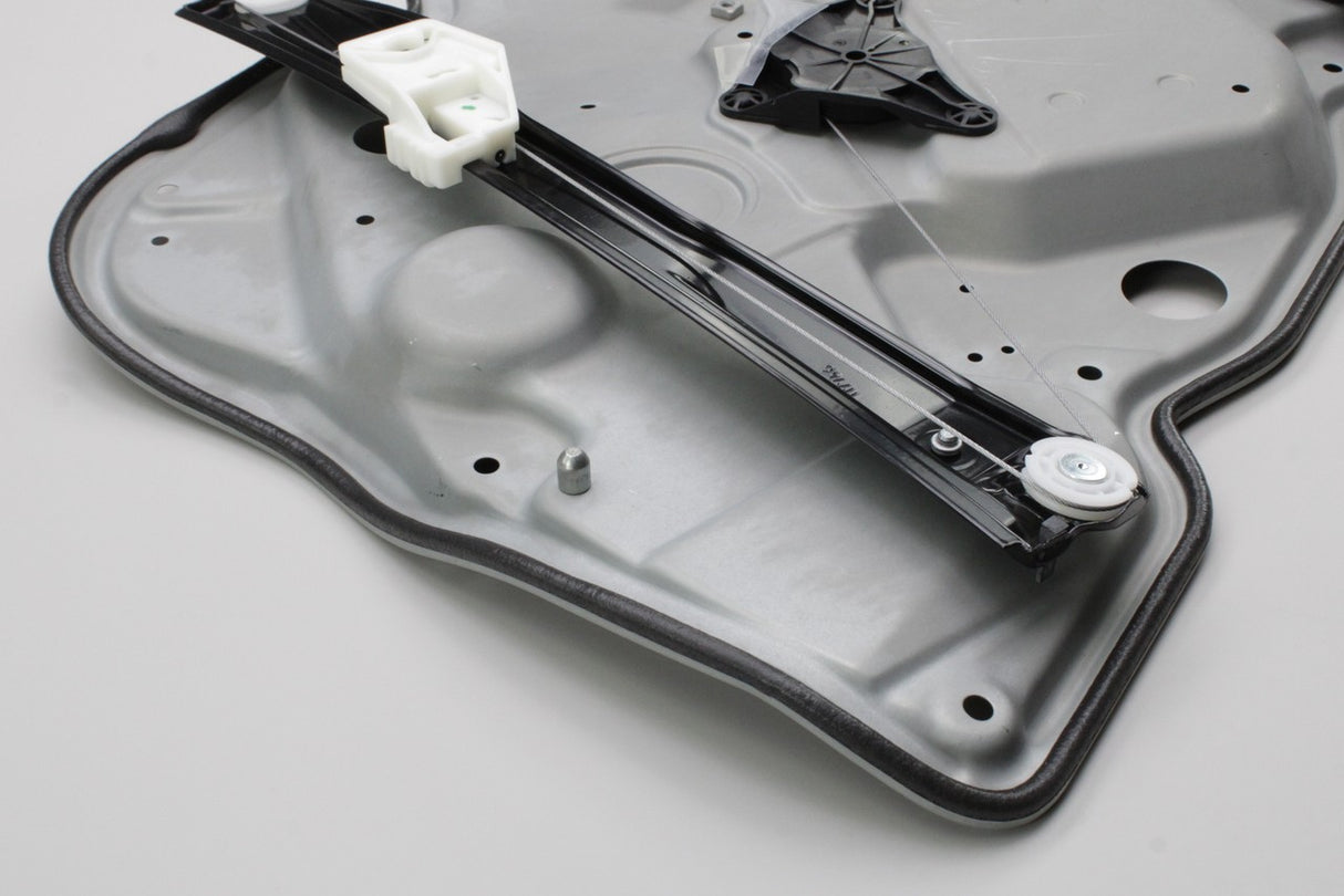 Skoda Octavia 2004-2013 RHD front window regulator (left) 1Z2837461