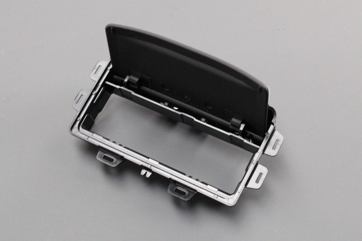 VW Passat 15-on Arteon 17-on centre console socket trim 3G0863289B 81U
