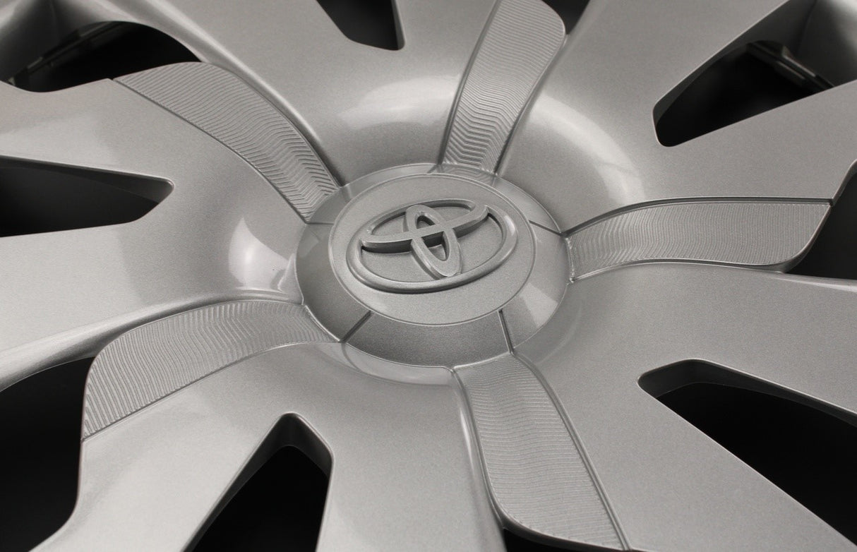 Toyota Yaris 2013-20 wheel trim hub cap (15") 42602-0D300