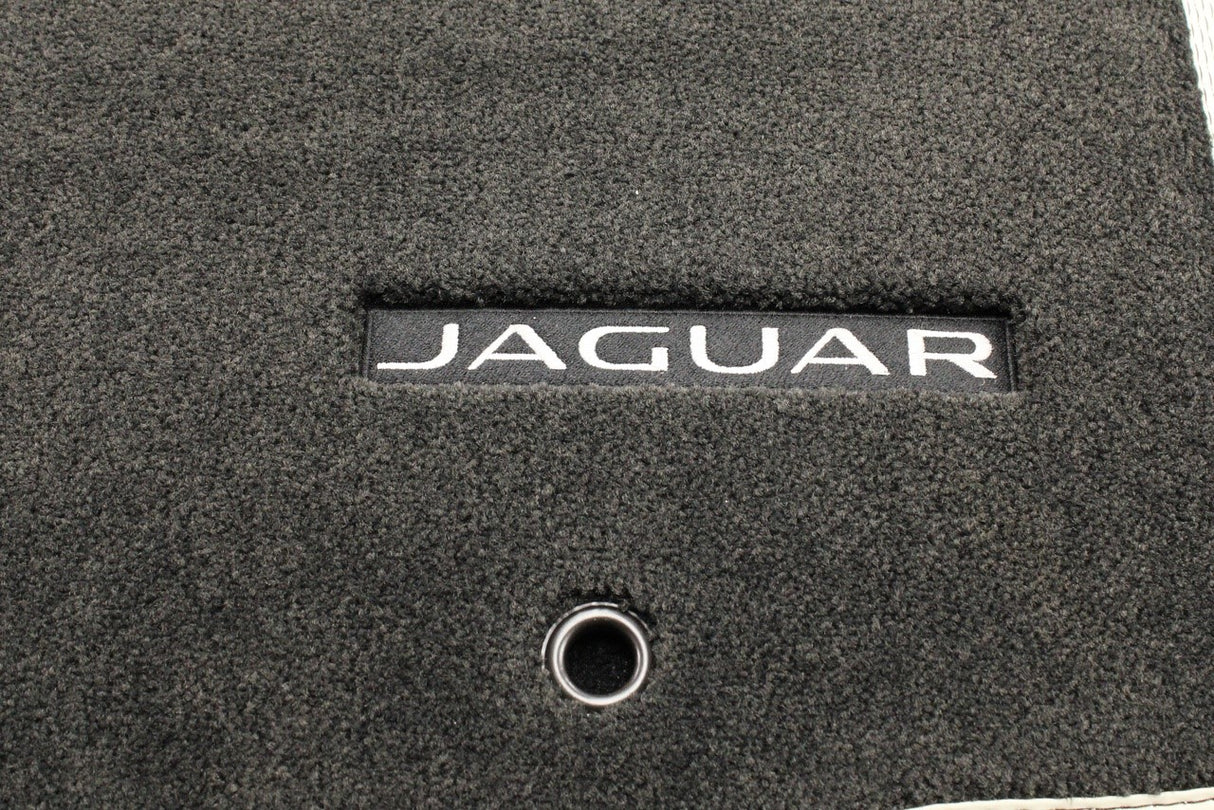 Jaguar XJ X351 deluxe carpet floor mat set (RHD) C2D32612RJW