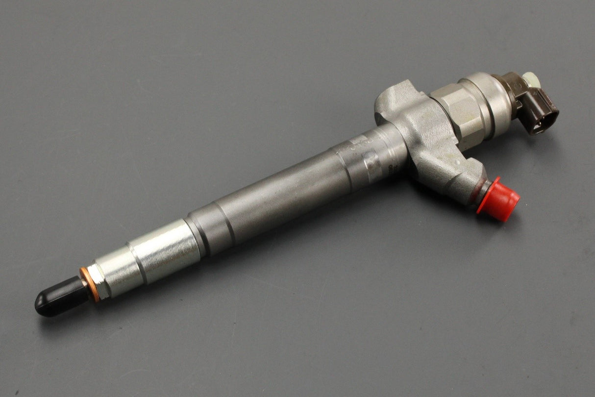 Land Rover Defender 2007-2016 fuel injector 2.4L LR010137