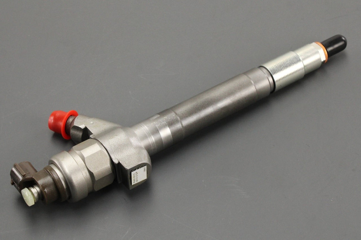 Land Rover Defender 2007-2016 fuel injector 2.4L LR010137