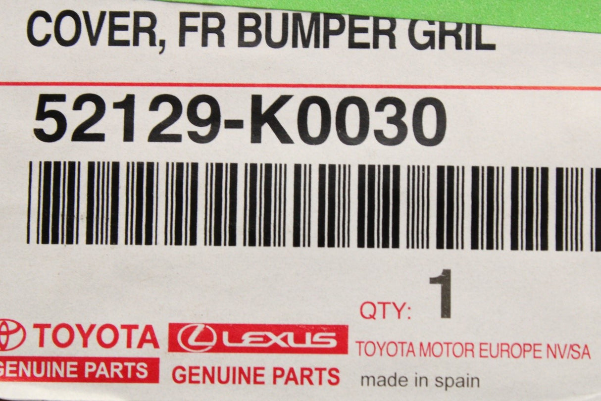 Toyota Yaris 2020-on bumper tow eye cover (front) 52129-K0030