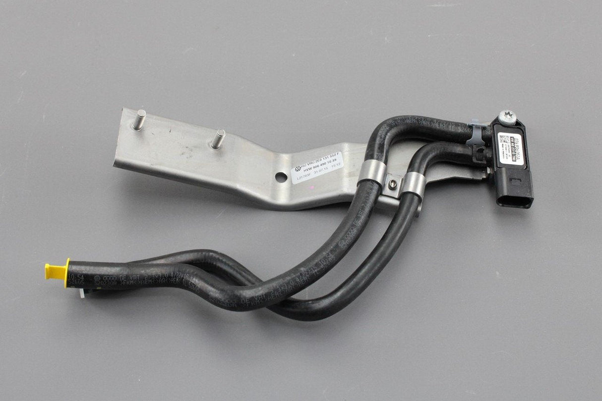 VW Crafter 2006-11 DPF pressure difference sender 2.5 TDI 2E0131552F