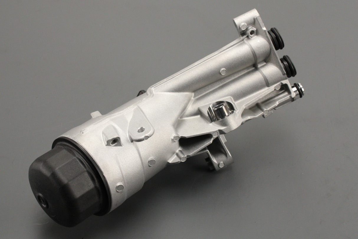 Land Rover Discovery Evoque Velar Defender oil filter assembly LR097159