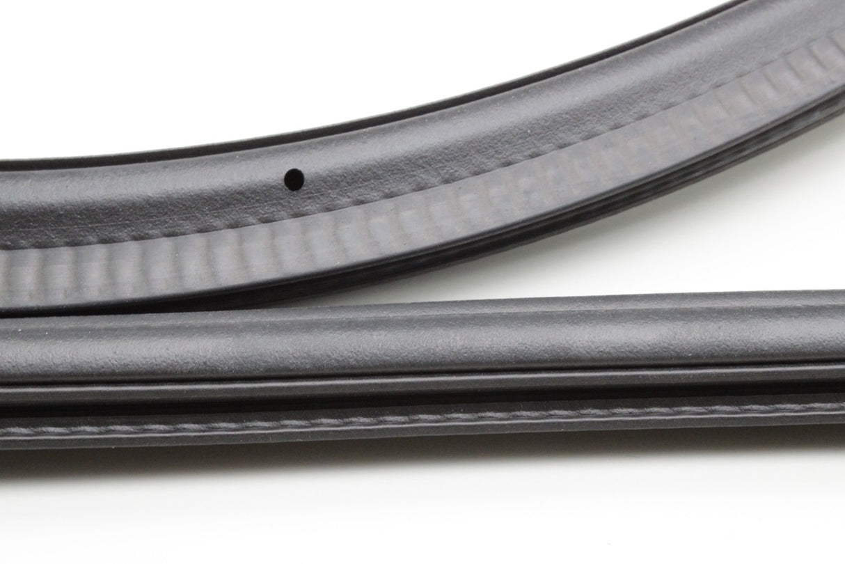 Skoda Fabia Estate 2015-2023 rear boot lid seal 6V9827705E