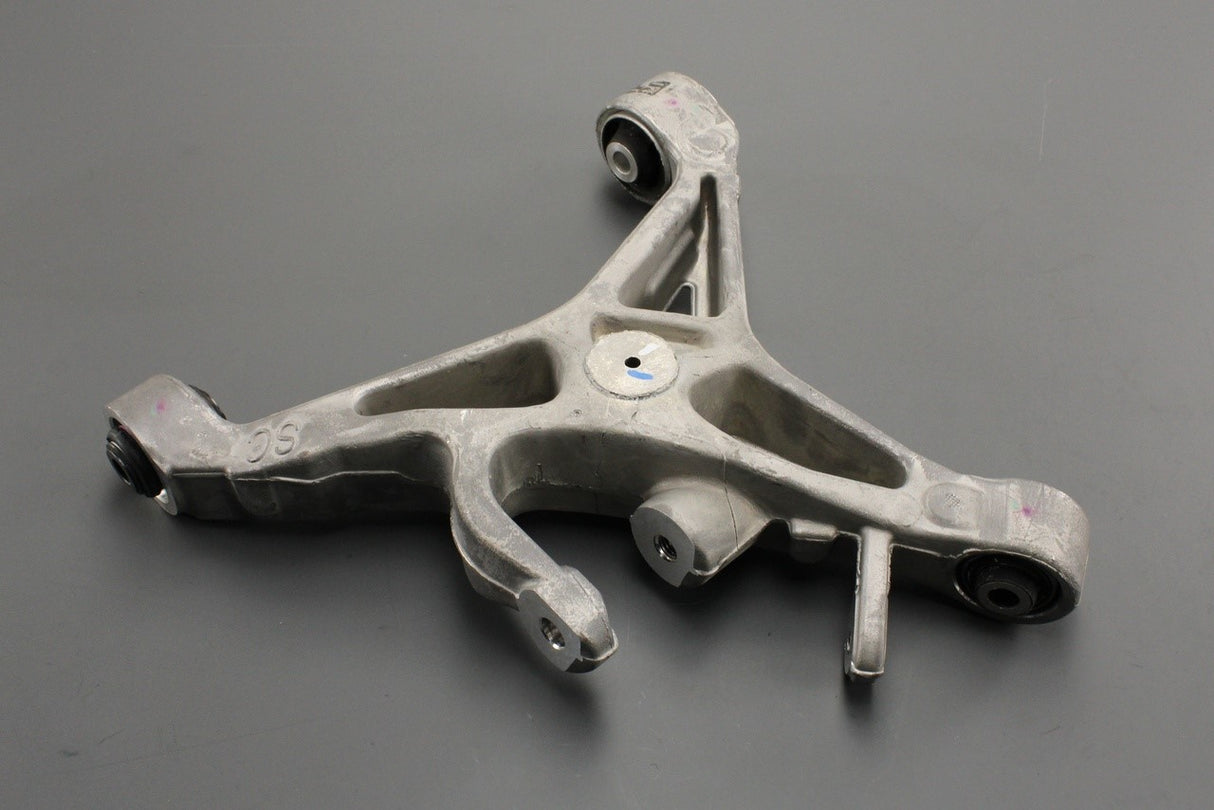 Jaguar XJ 2010-2019 rear lower wishbone (left) C2D42388
