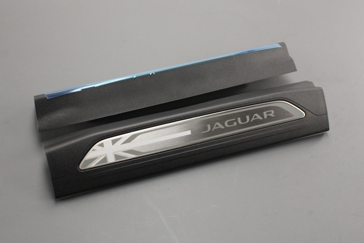 Jaguar XE union jack flag door sill covers (front) T4N7509