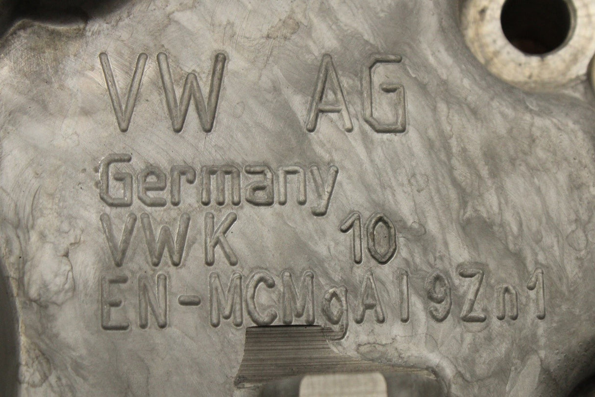 VW Audi Skoda SEAT 6 speed manual transmission case 02Q301103AJ