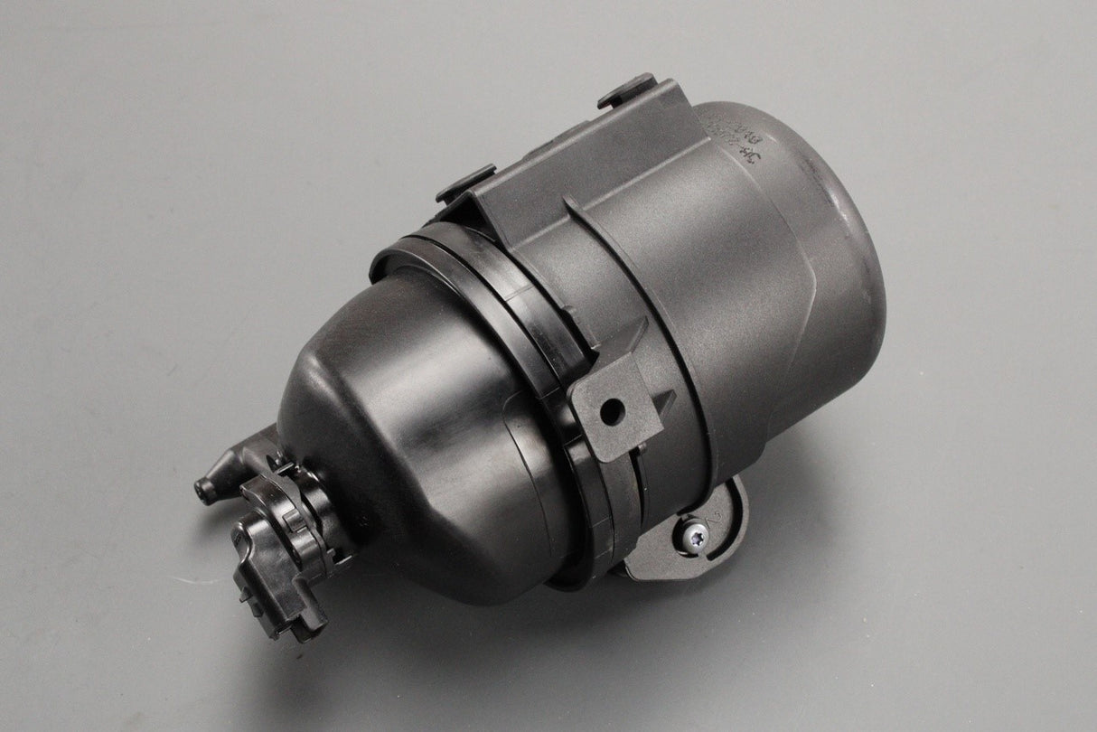 Land Rover Discovery 5 2014-on fuel filter with bracket LR103234