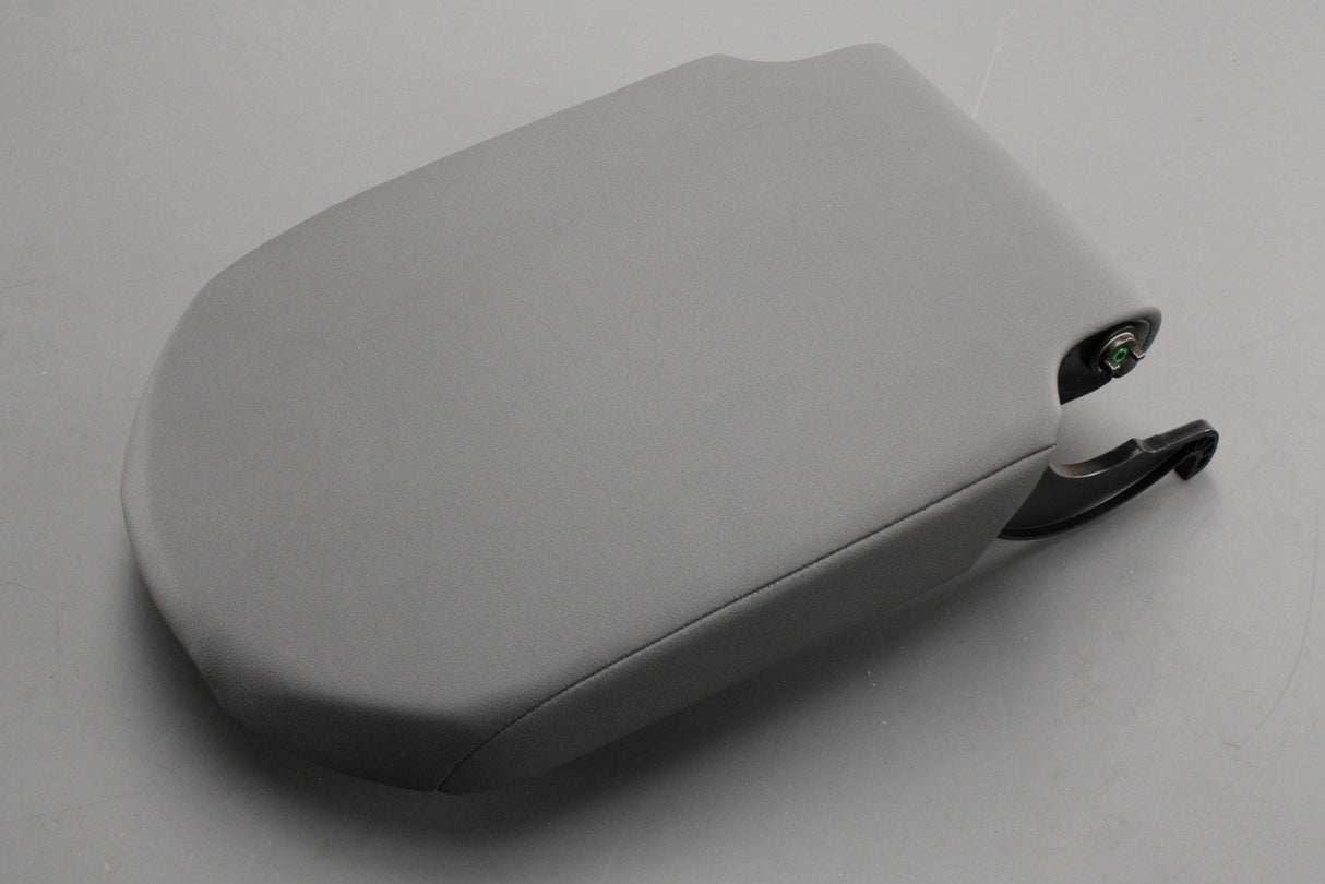 Range Rover Sport 2014-2022 armrest console lid LR047555