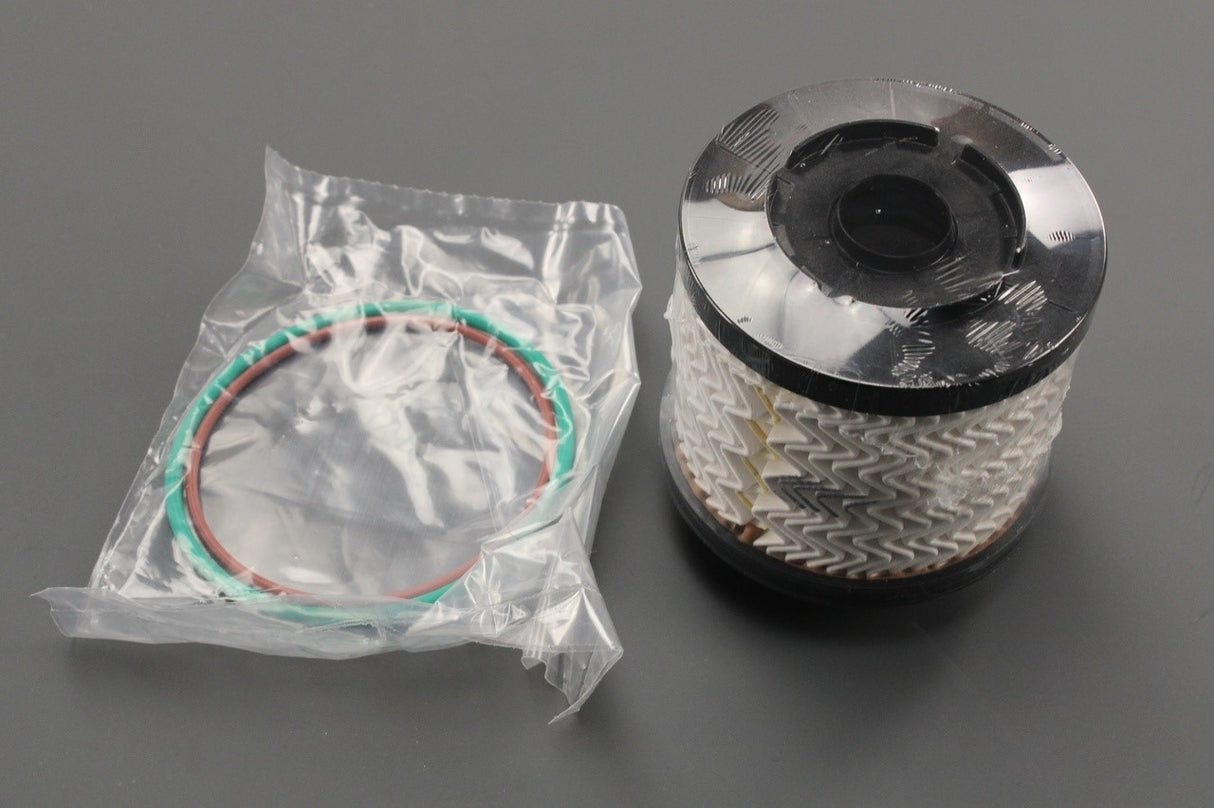 Toyota Proace 2016-on fuel filter SU001-A7932