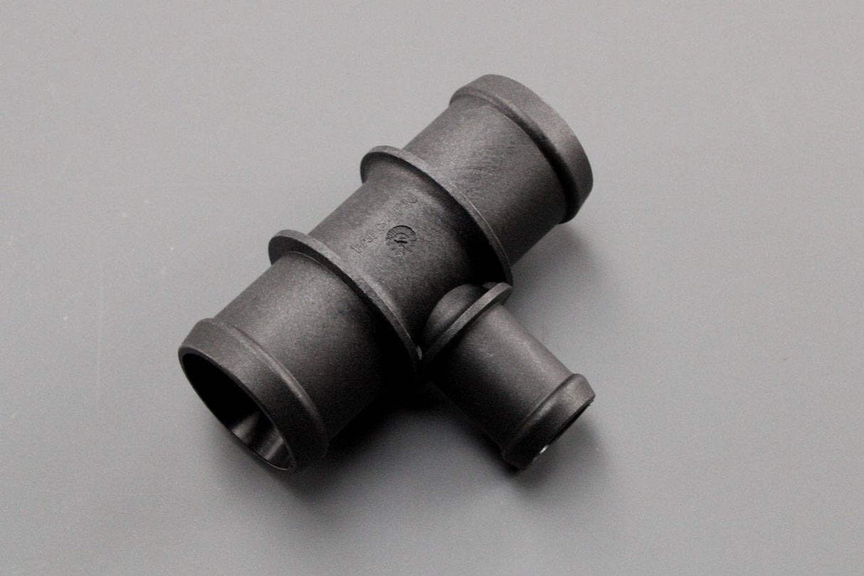 VW Audi Skoda SEAT coolant pipe connection piece 32x20x32 N90692901