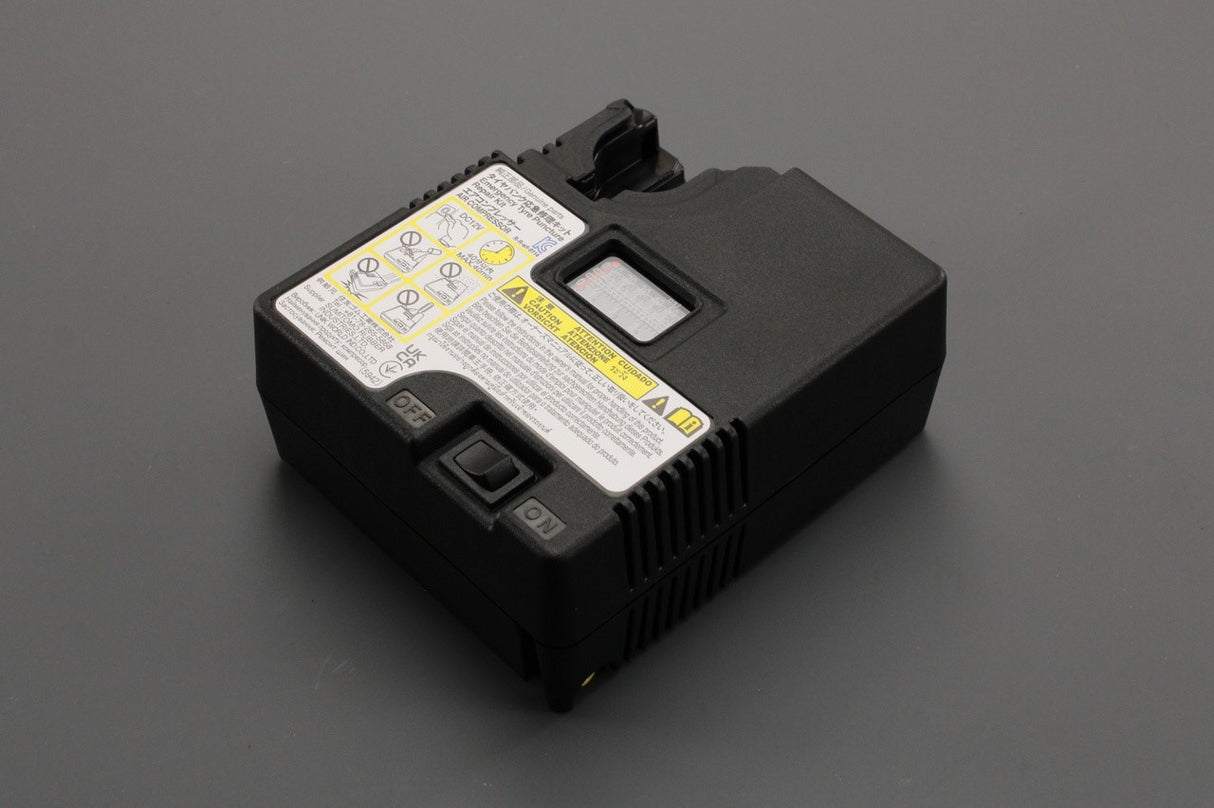 Toyota Lexus tyre air compressor 44890-42050