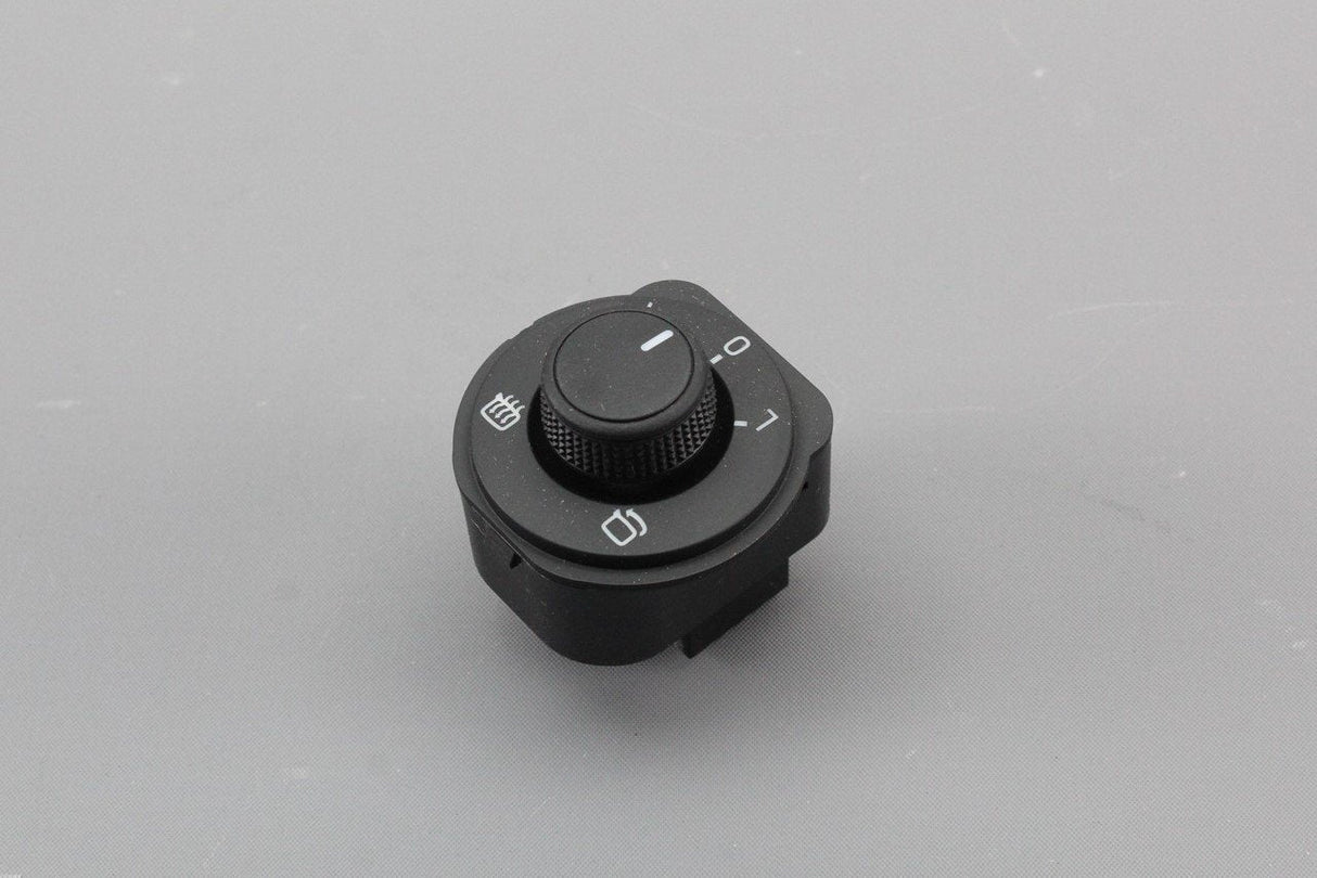 Skoda Octavia 2013-20 electric wing mirror adjust switch 5E0959565C WHI