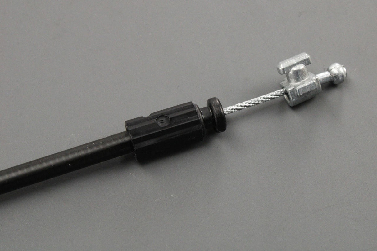 Land Rover Discovery Sport rear seat back release cable (left) LR065332