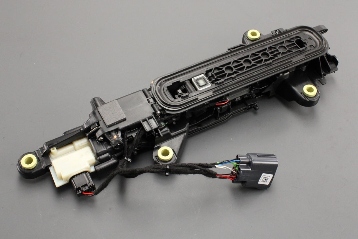 Jaguar I-Pace 2018-on exterior door handle (front left) T4K18415