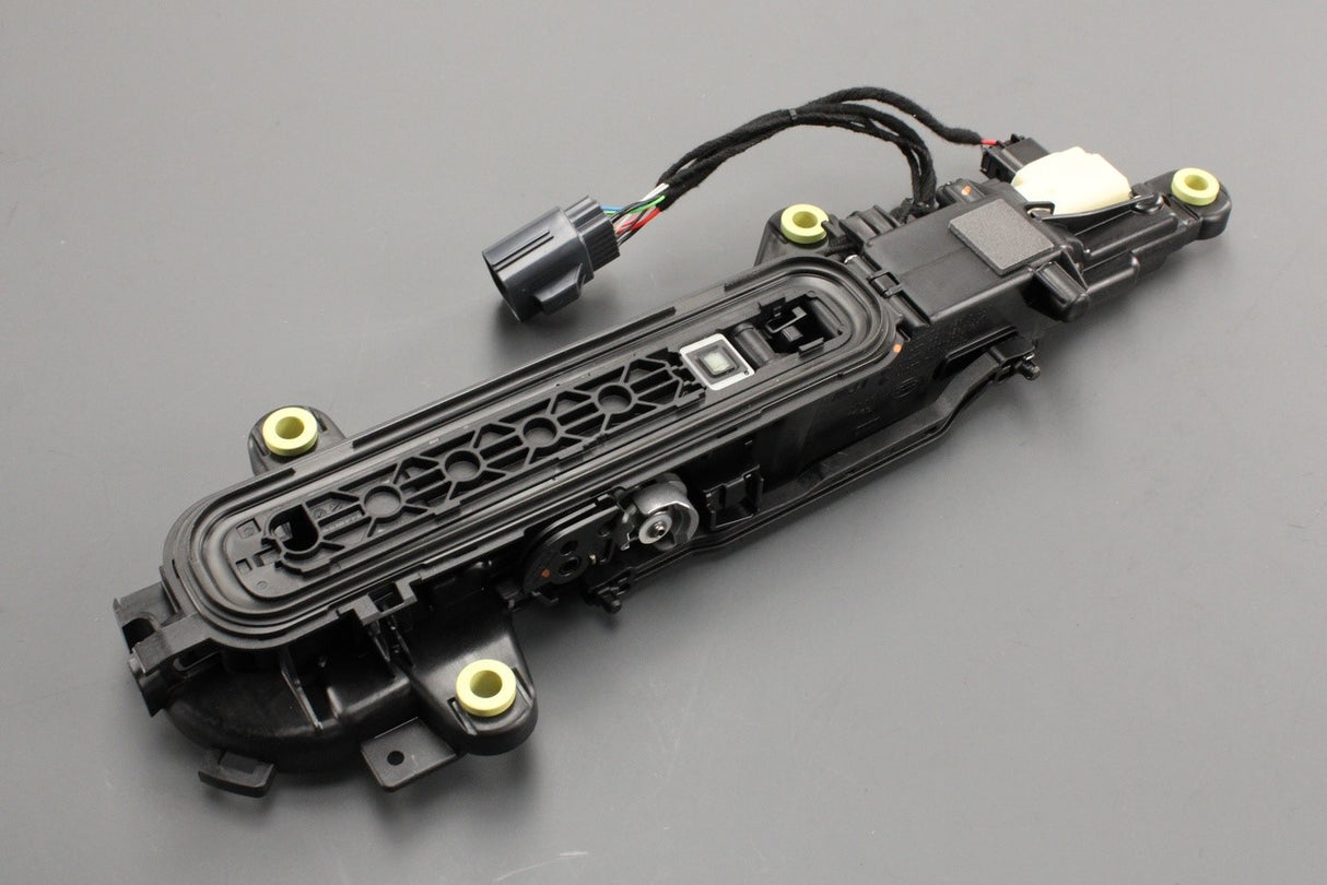 Jaguar I-Pace 2018-on exterior door handle (front left) T4K18415