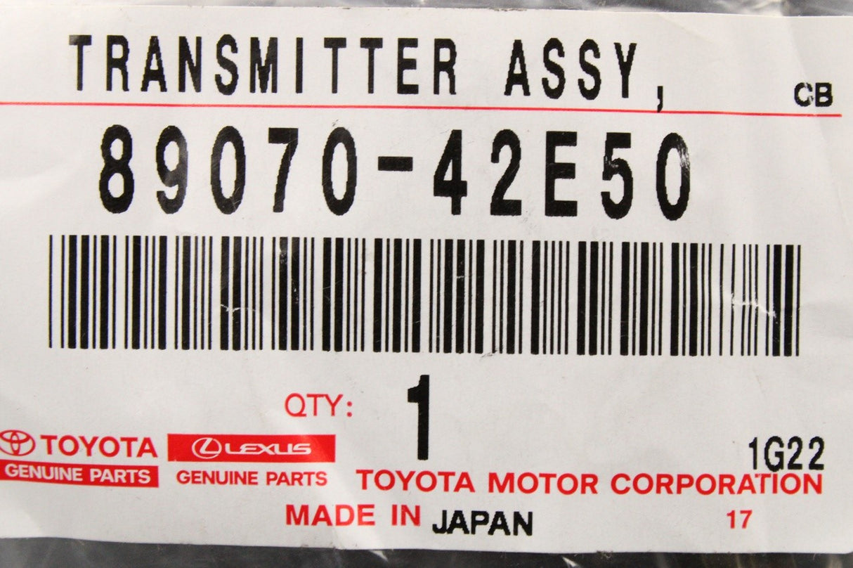 Toyota RAV4 Land Cruiser 2007-on key fob transmitter 89070-42E50