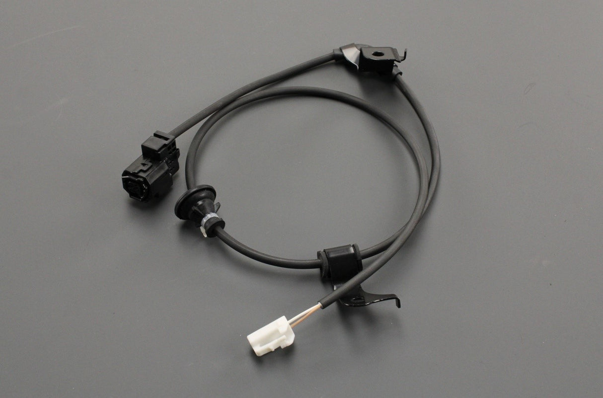 Toyota Yaris 2005-2011 rear abs wheel speed sensor (right) 89516-0D080