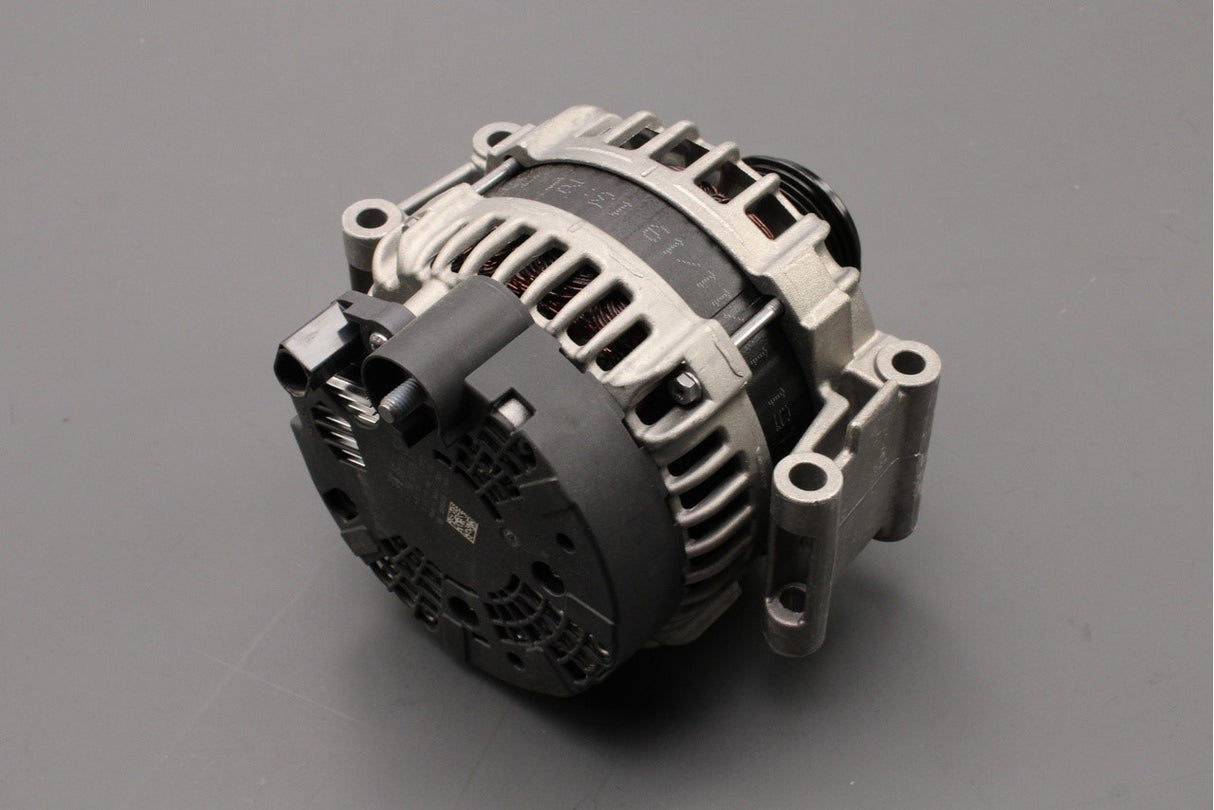 Audi A4 B8 2010-16 A5 2012-17 Q5 1.8 2.0 alternator (petrol) 06H903018PX