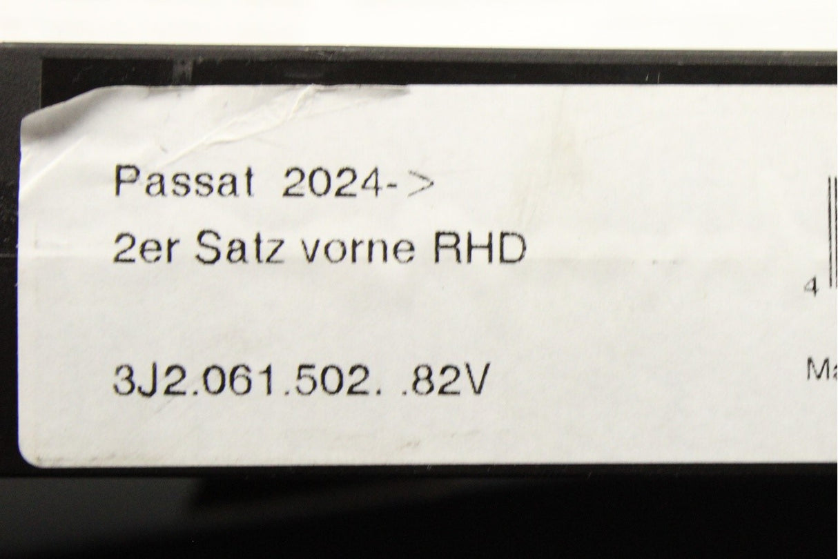 VW Passat 24-on rubber floor mats set (front & rear) 3J2061502 82V