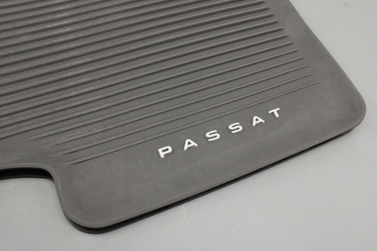 VW Passat 2024-on all weather rubber floor mats (rear) 3J0061512 82V