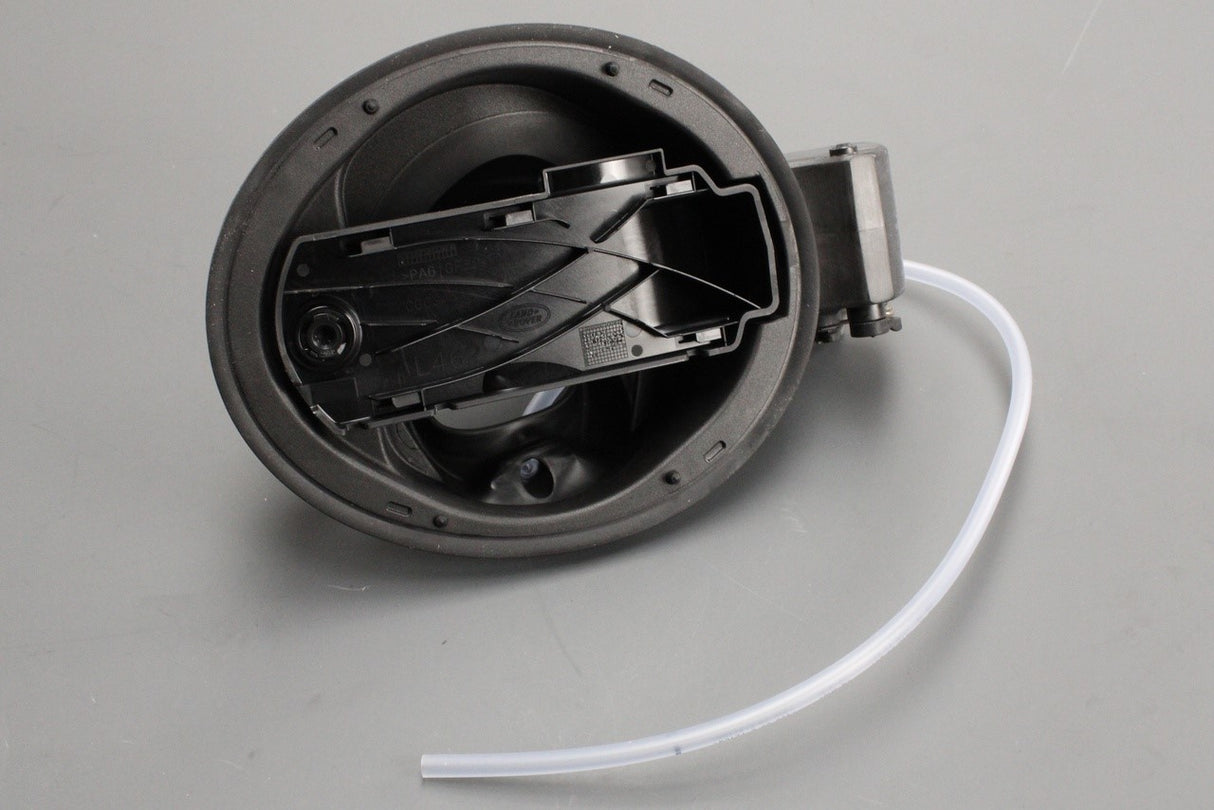 Land Rover Discovery 5 2017-on fuel filler flap LR104419