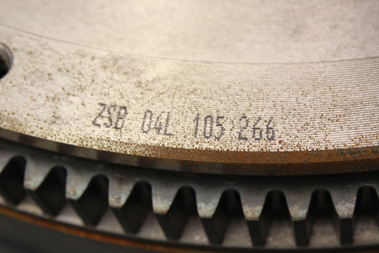 VW Passat B8 Audi Q3 Skoda SEAT 2.0TDI dual mass flywheel 04L105266