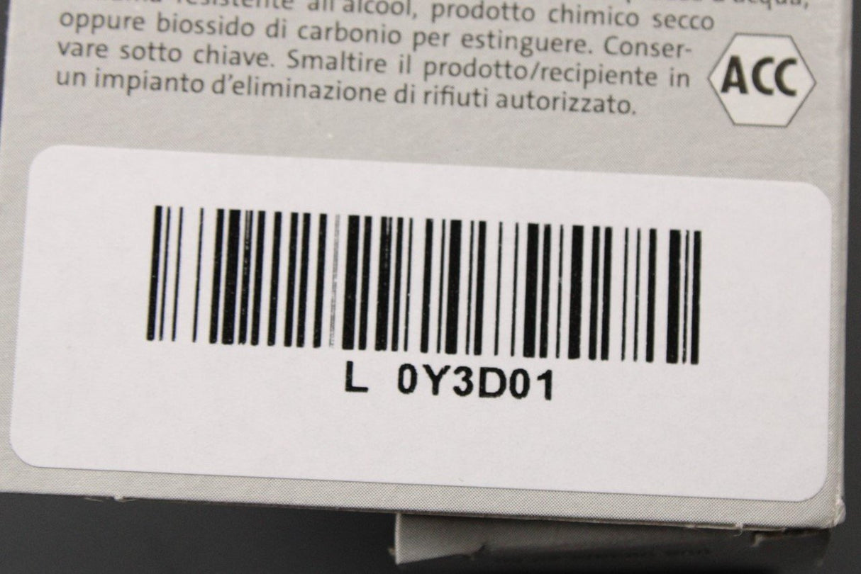 VW Touch up paint set x2 9ml Tornado Red LY3D LST0U2Y3D