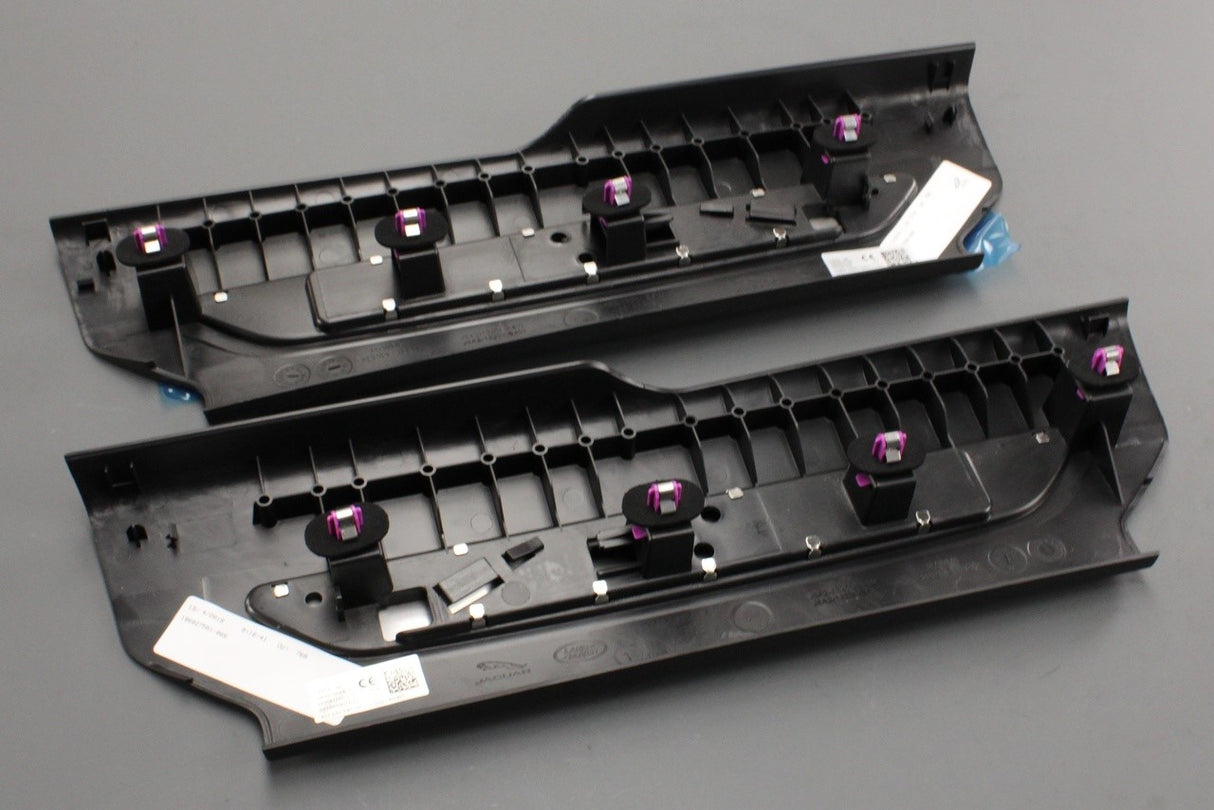 Jaguar F-Pace 16-on union jack door sill scuff plates (front) T4A5867PVJ