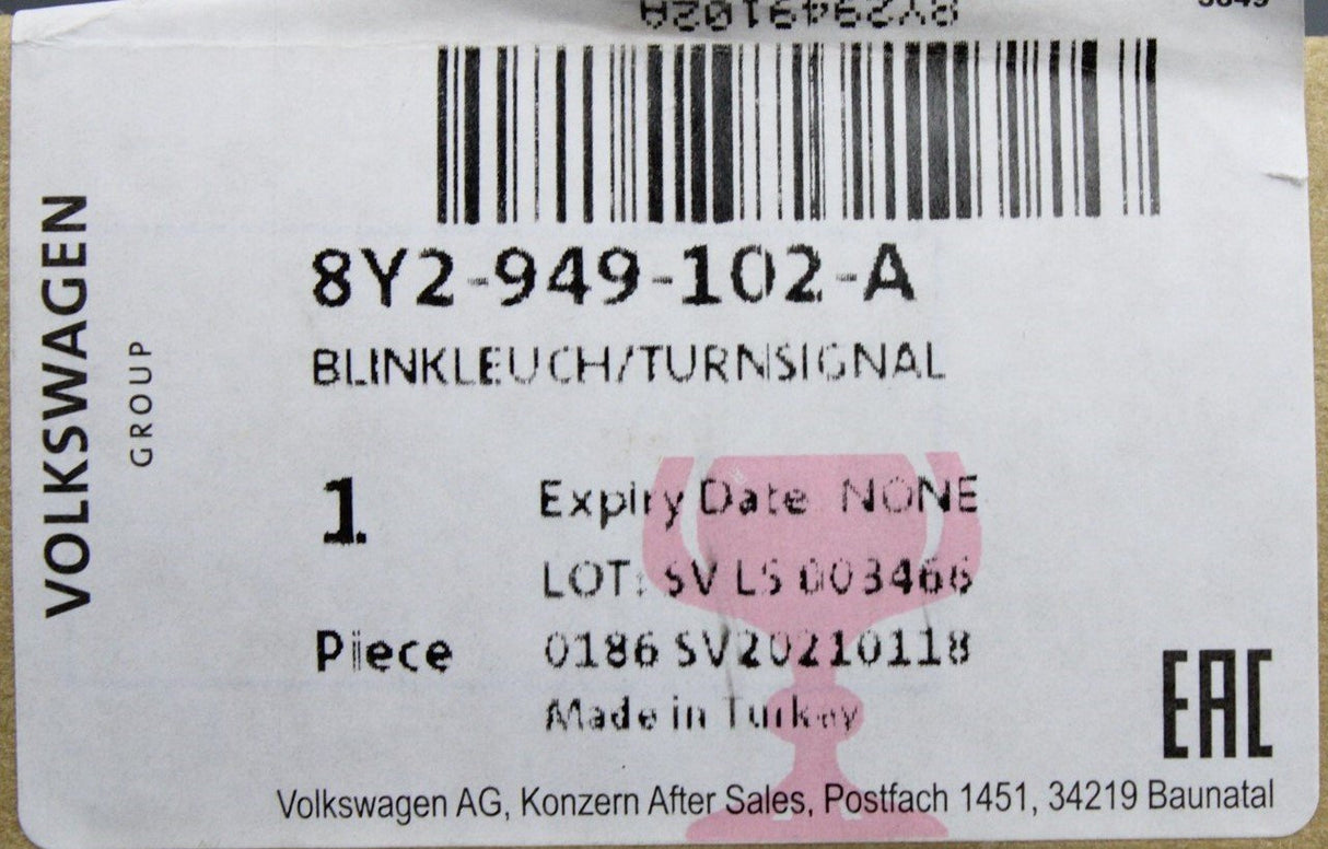 Audi A3 S3 RS3 2020-on wing mirror indicator repeater (right) 8Y2949102A