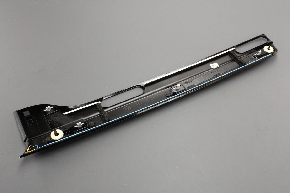 Land Rover Discovery 5 2017-on rear roof rail trim (left) LR082808