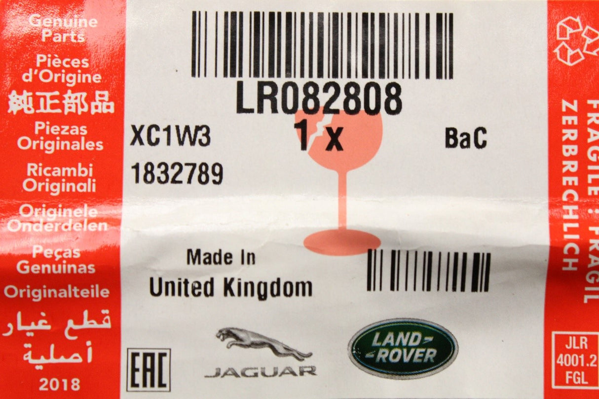 Land Rover Discovery 5 2017-on rear roof rail trim (left) LR082808