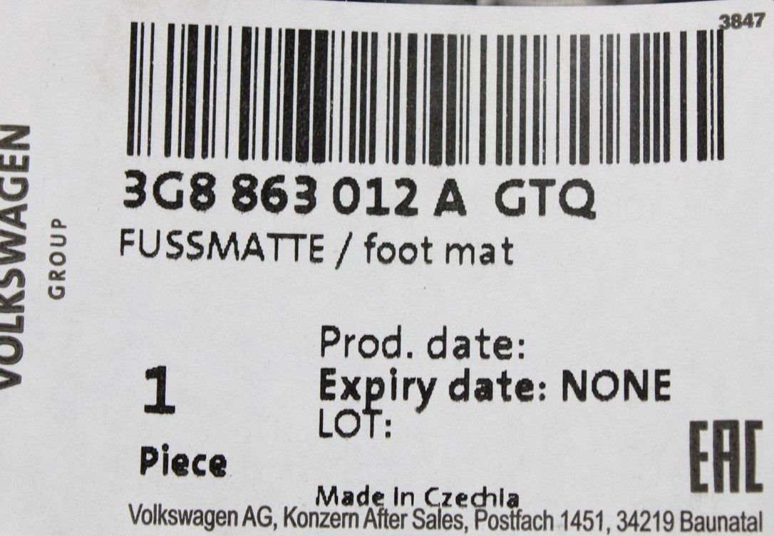 VW Arteon 2017-on front rear carpet floor mats RHD black 3G8863012A GTQ