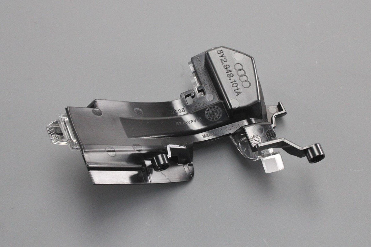 Audi A3 S3 RS3 2020-on wing mirror indicator repeater (left) 8Y2949101A