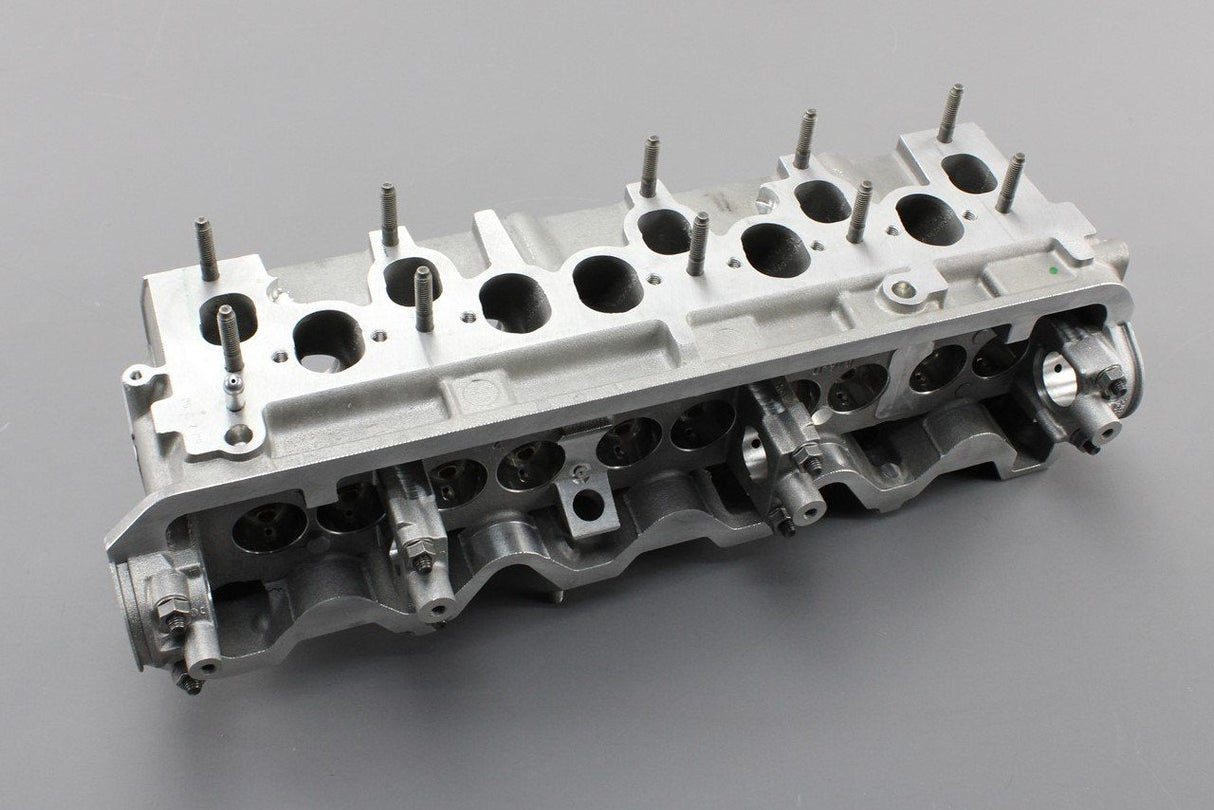 VW Transporter T4 1995-2004 2.5 TDI cylinder head 074103351C