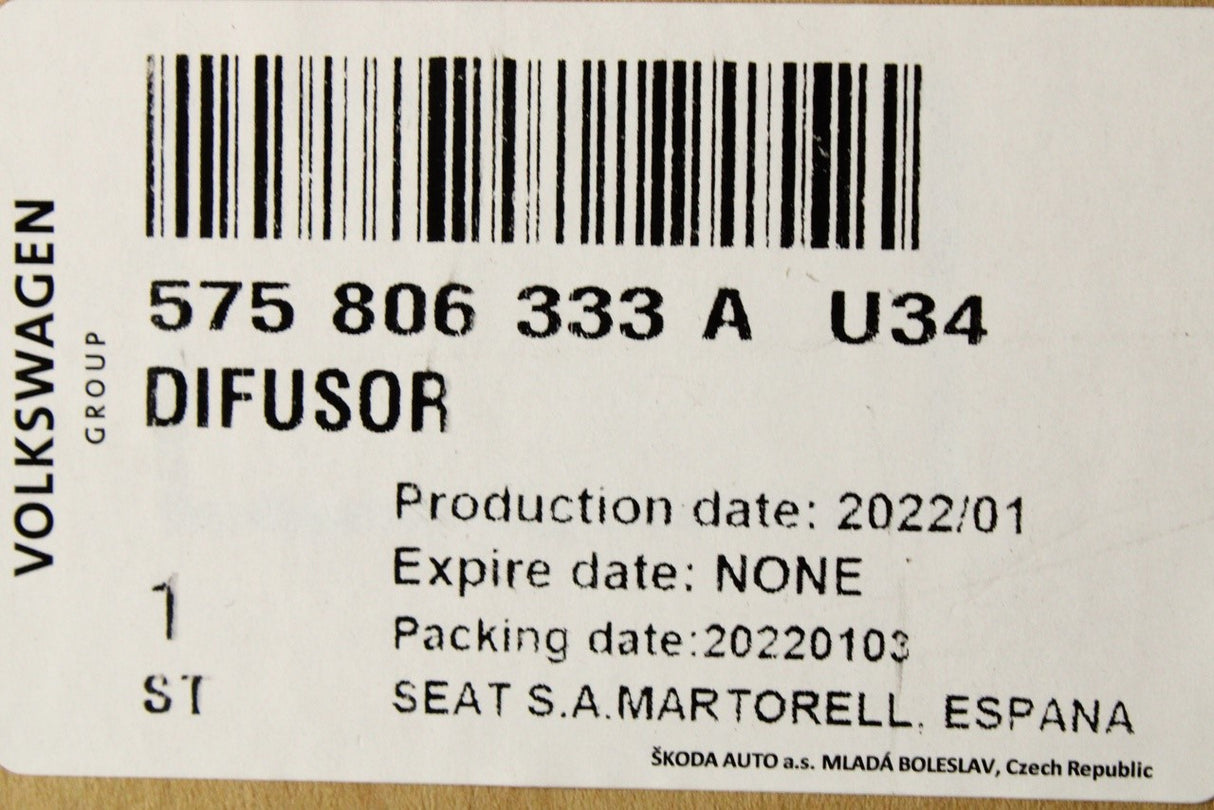 SEAT Ateca Xperience 2016-on front bumper lower trim 575806333A U34