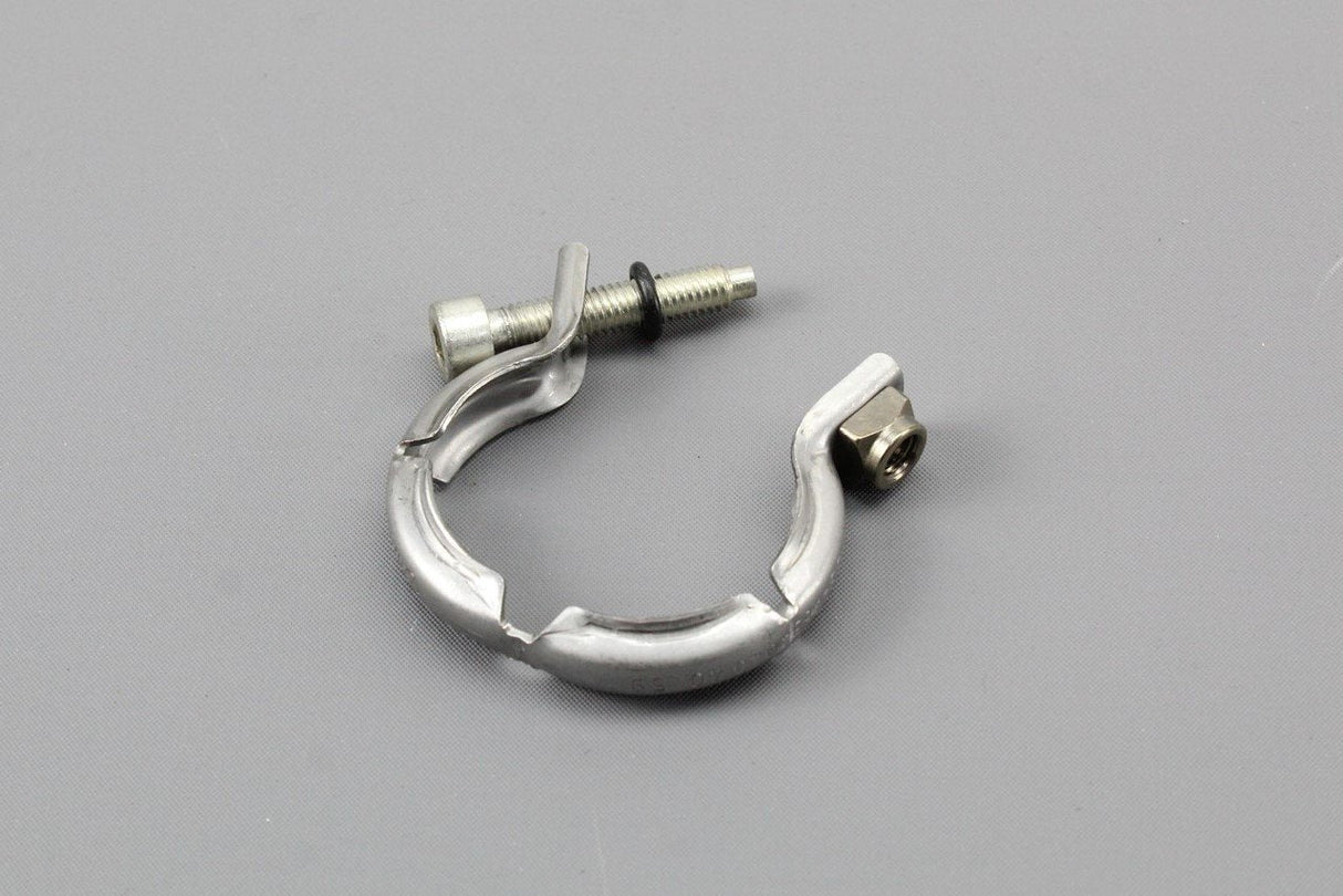 VW Audi Skoda SEAT 1.6 2.0 EGR cooler pipe clamp 070131548C