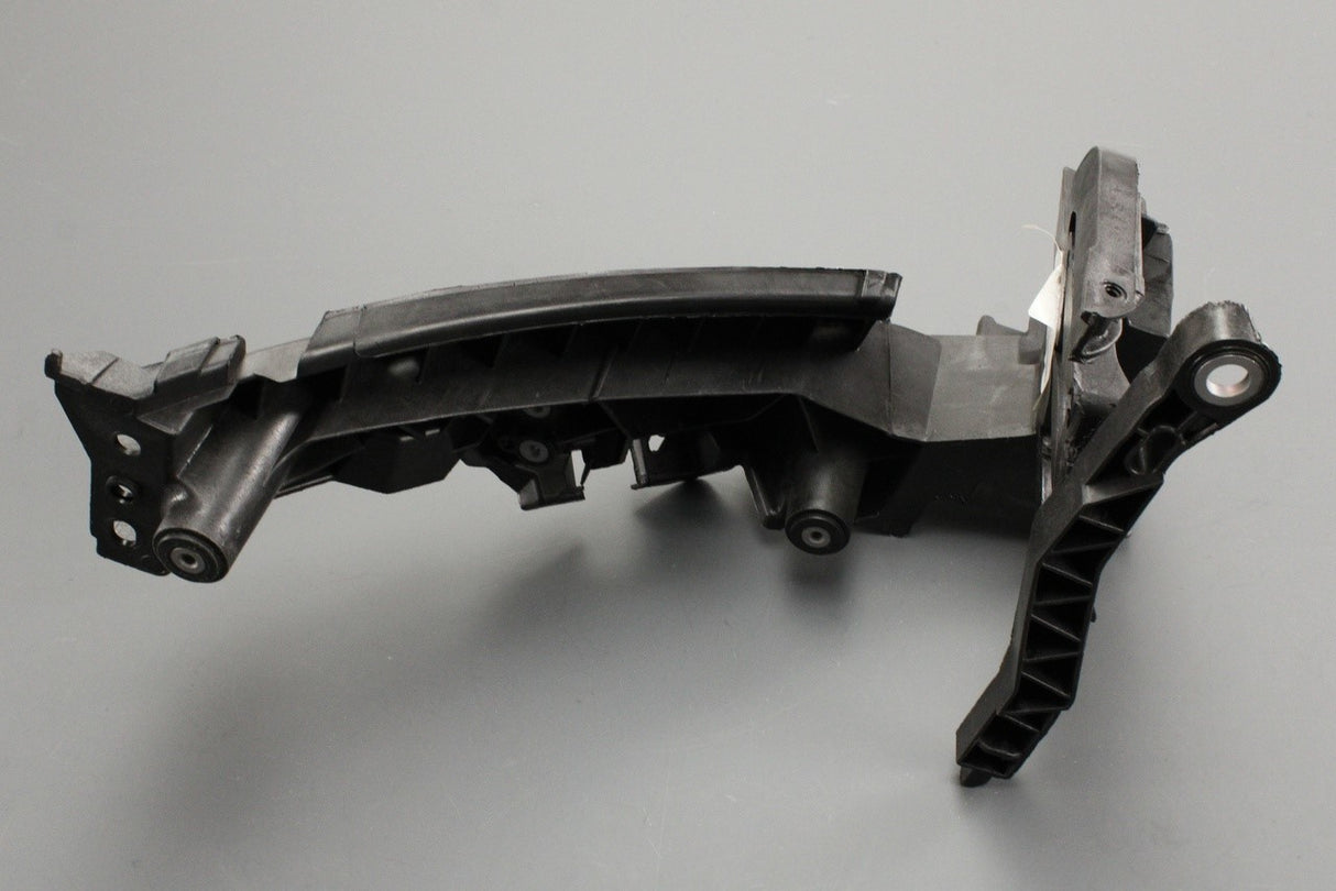 Audi Q5 2009-17 headlight bracket guide (left) 8R0805607B