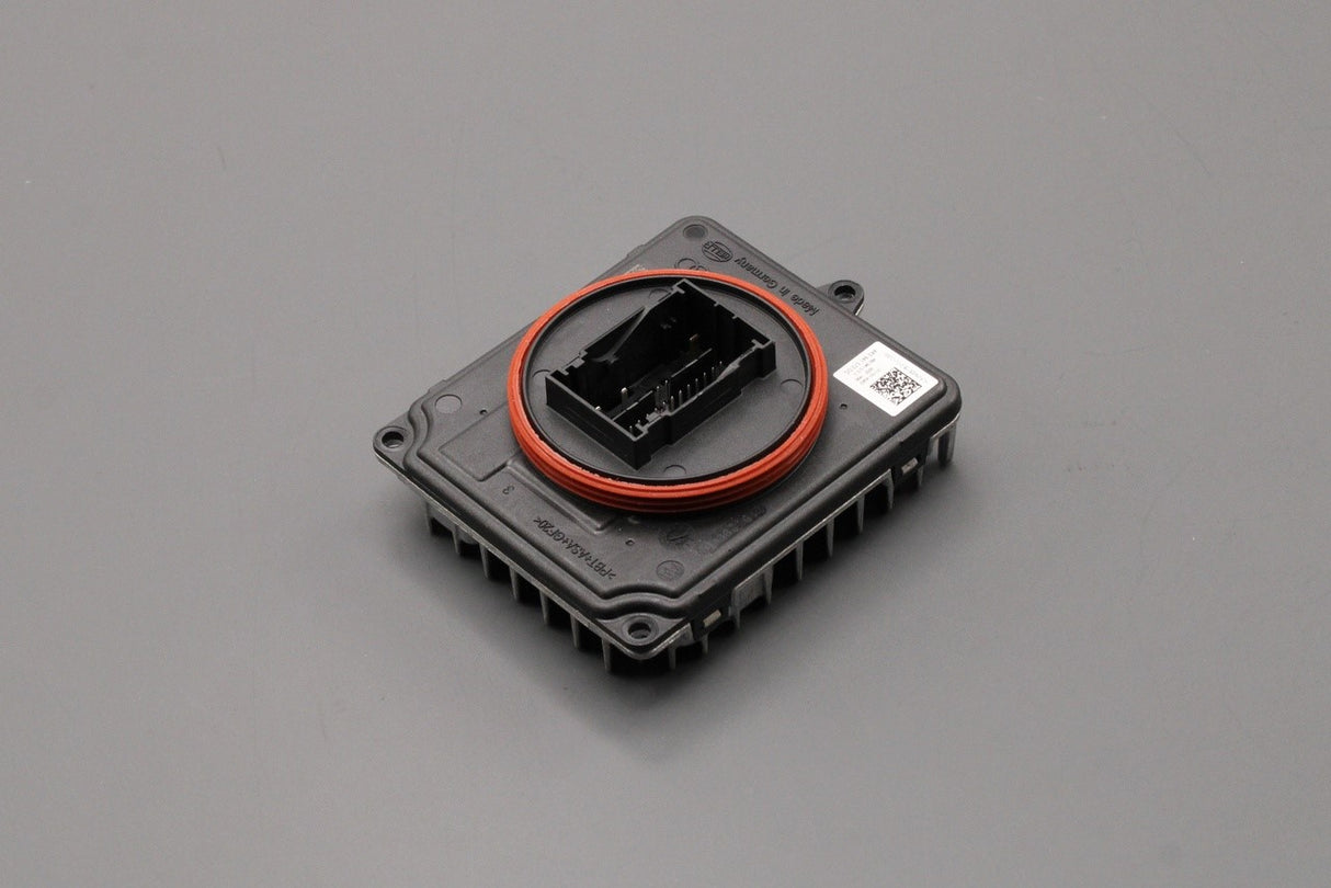 Audi A6 RS6 19-on A7 RS7 19-on LED headlight control module 4K0941572DC